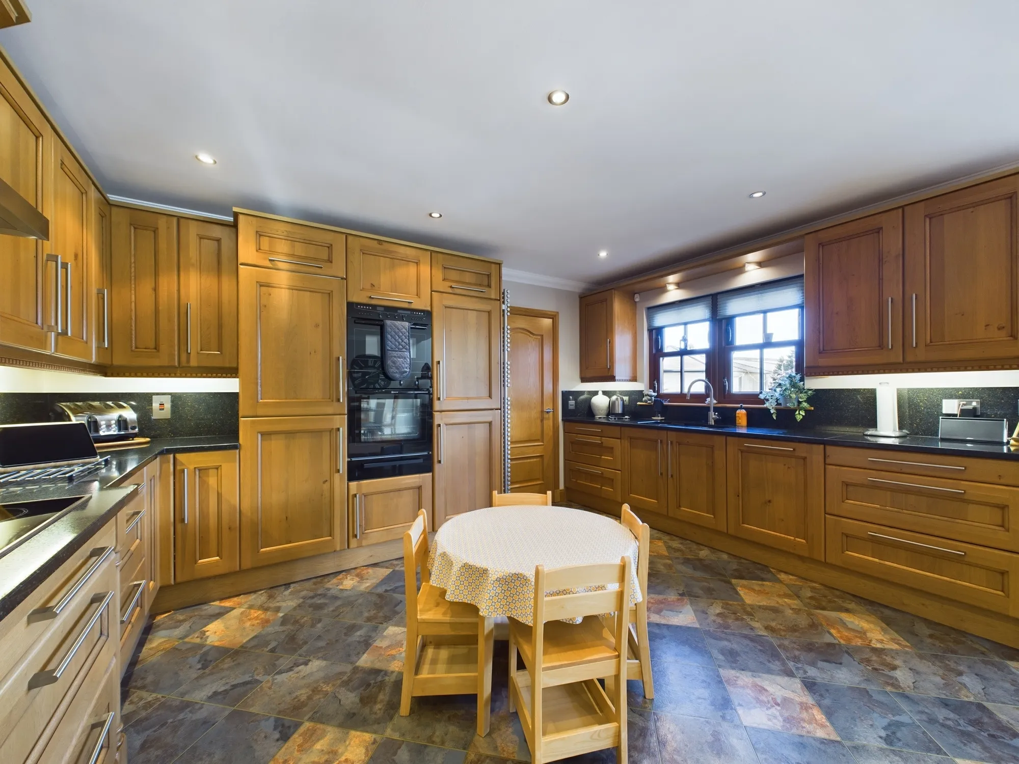 6 bed house for sale in Muir Of Fowlis, Alford  - Property Image 10