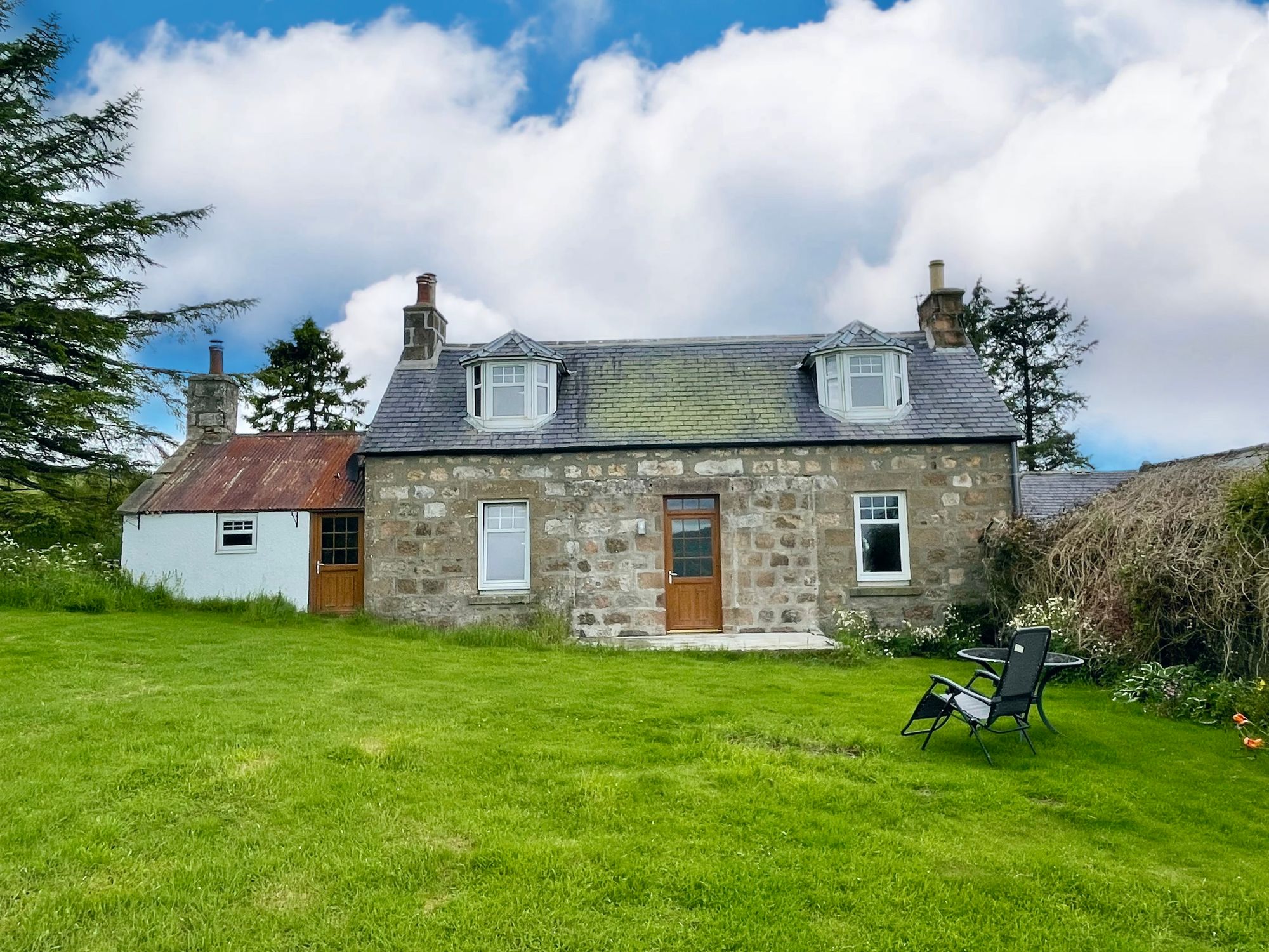 4 bed for sale in Premnay, Insch 2