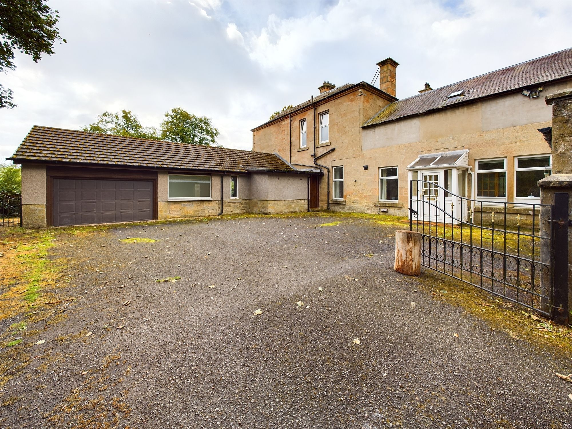 6 bed house for sale in Coulter Road, Biggar  - Property Image 24